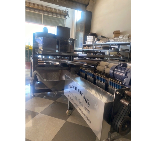 Máy chẻ điều 24 dao hàng A 